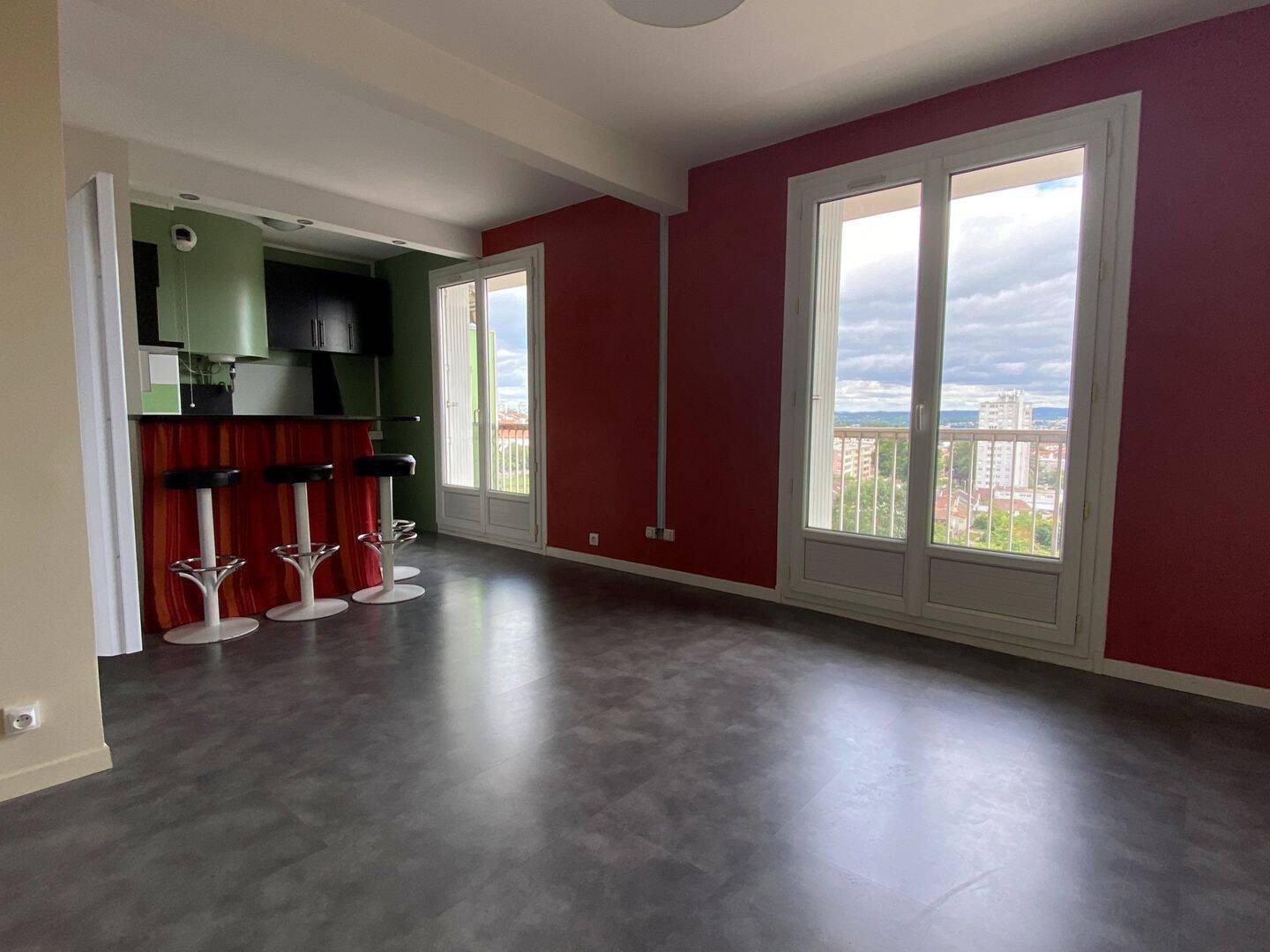Appartement 1 pièce 27 m² · à Limoges · 26,8 m² · 350 €