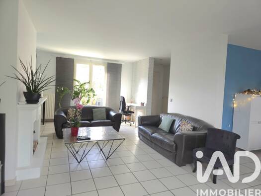 Maison à vendre 517 000 € 6 pièces 4 chambres 139,4 m² 304 m² de terrain Sablons-Ombrages-Moissons Vauréal 95490