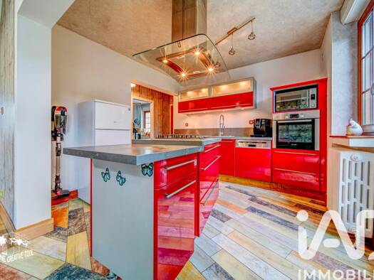 Maison à vendre 380 000 € 7 pièces 4 chambres 161 m² 896 m² de terrain Budange-Edange-Les Chênes Fameck 57290