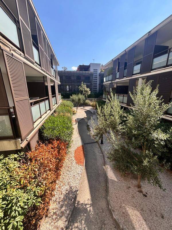 Appartement 3 pièces 71 m² · à Castelnau-le-lez · 70,7 m² · 1 125 €