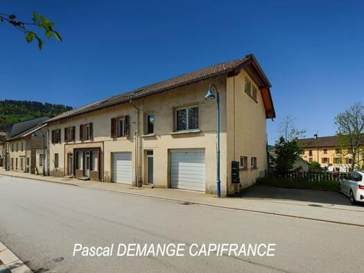 Immeuble à vendre 160 000 € 351 m² Cornimont 88310