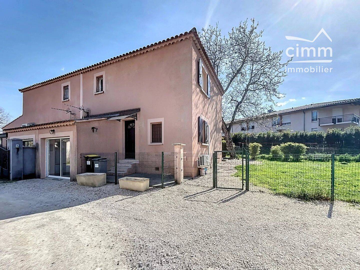 Maison 5 pièces 96 m² · à Mazan · 96 m² · 1 060 €/mois