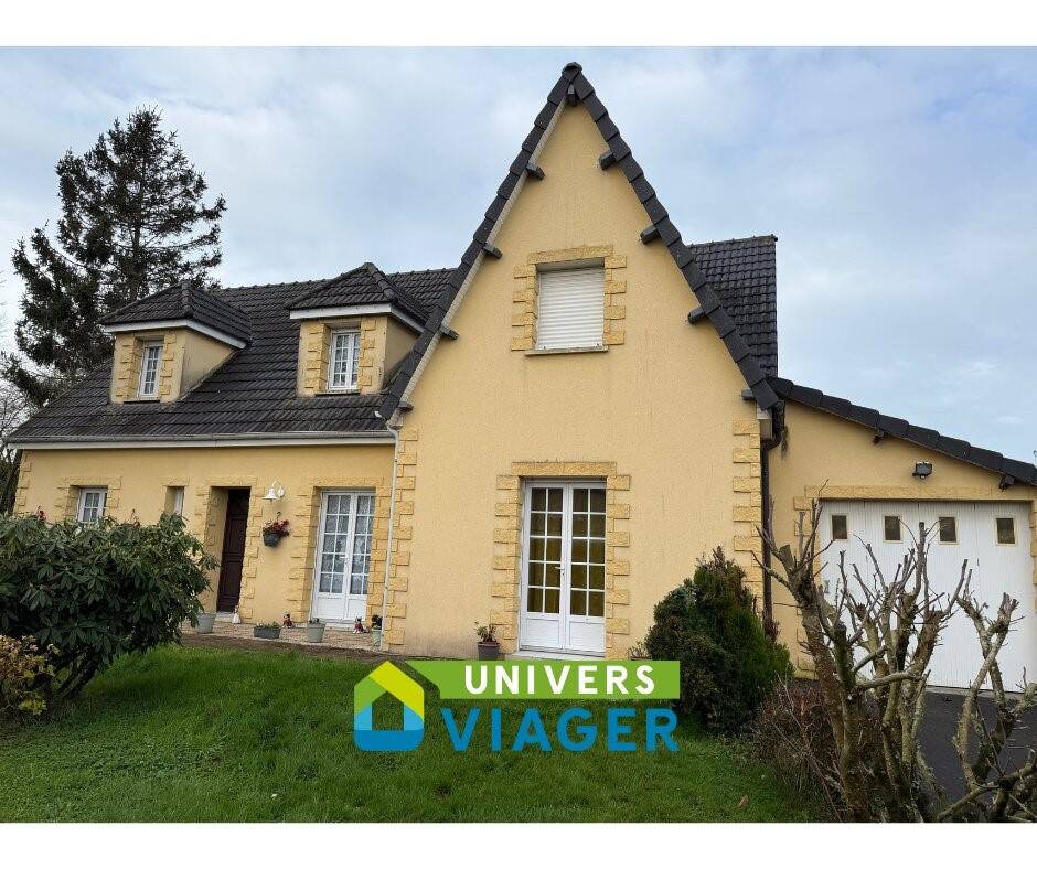 Maison 5 pièces 167 m² · à Cérences · 167 m² · 82 000 €