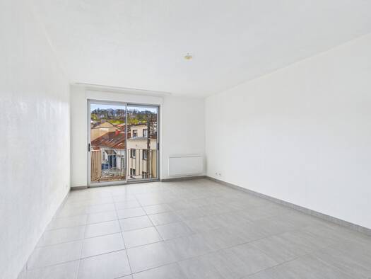 Appartement à louer 498 € 2 pièces 1 chambre 49 m² Étage 2/4 Centre  Forbach 57600