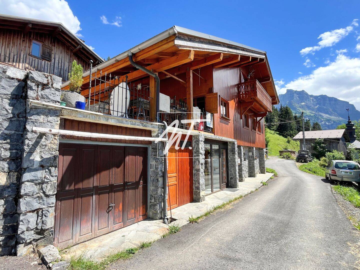 Maison 6 pièces 277 m² · à Sixt-Fer-À-Cheval · 277 m² · 698 000 €