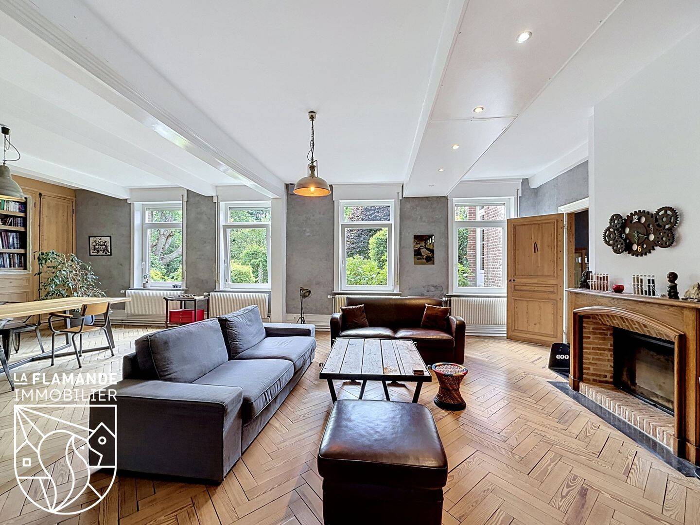 Maison 9 pièces 256 m² · à Godewaersvelde · 256 m² · 615 000 €