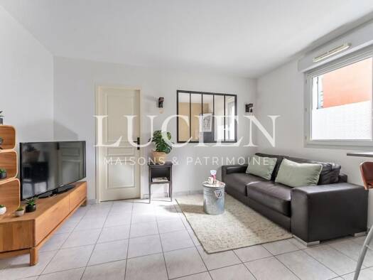 Appartement à vendre 215 000 € 2 pièces 1 chambre 43 m² RDC/5 Vaise - Rochecardon - Industrie Lyon 9ème arrondissement 69009