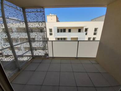 Appartement à louer 432 € 1 pièce 27 m² 1er étage Beausoleil Nimes 30000