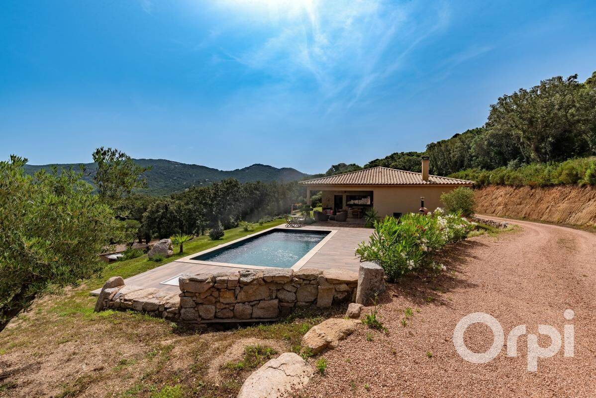 Maison 7 pièces 263 m² · à Sotta · 263 m² · 1 785 000 €