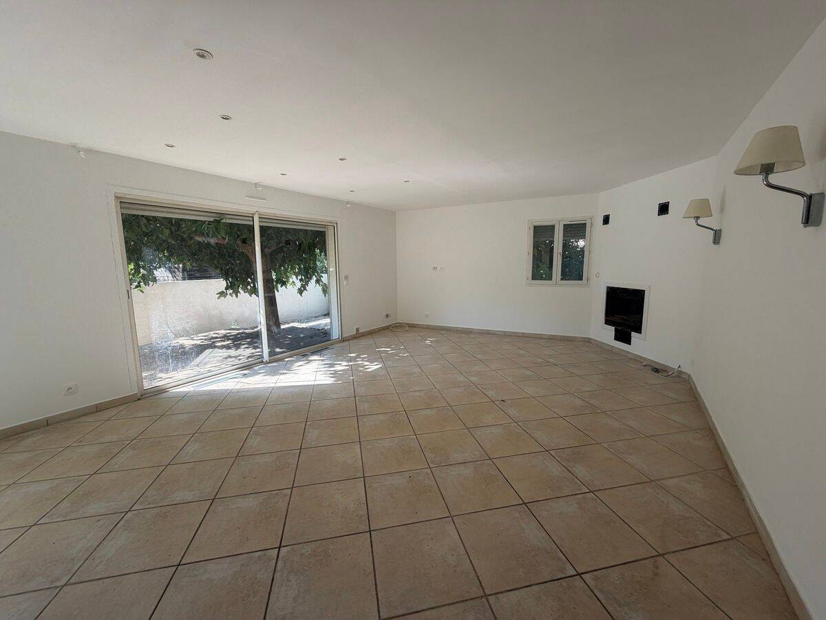 Maison 5 pièces 134 m² · à Bandol · 134,4 m² · 2 940 €/mois