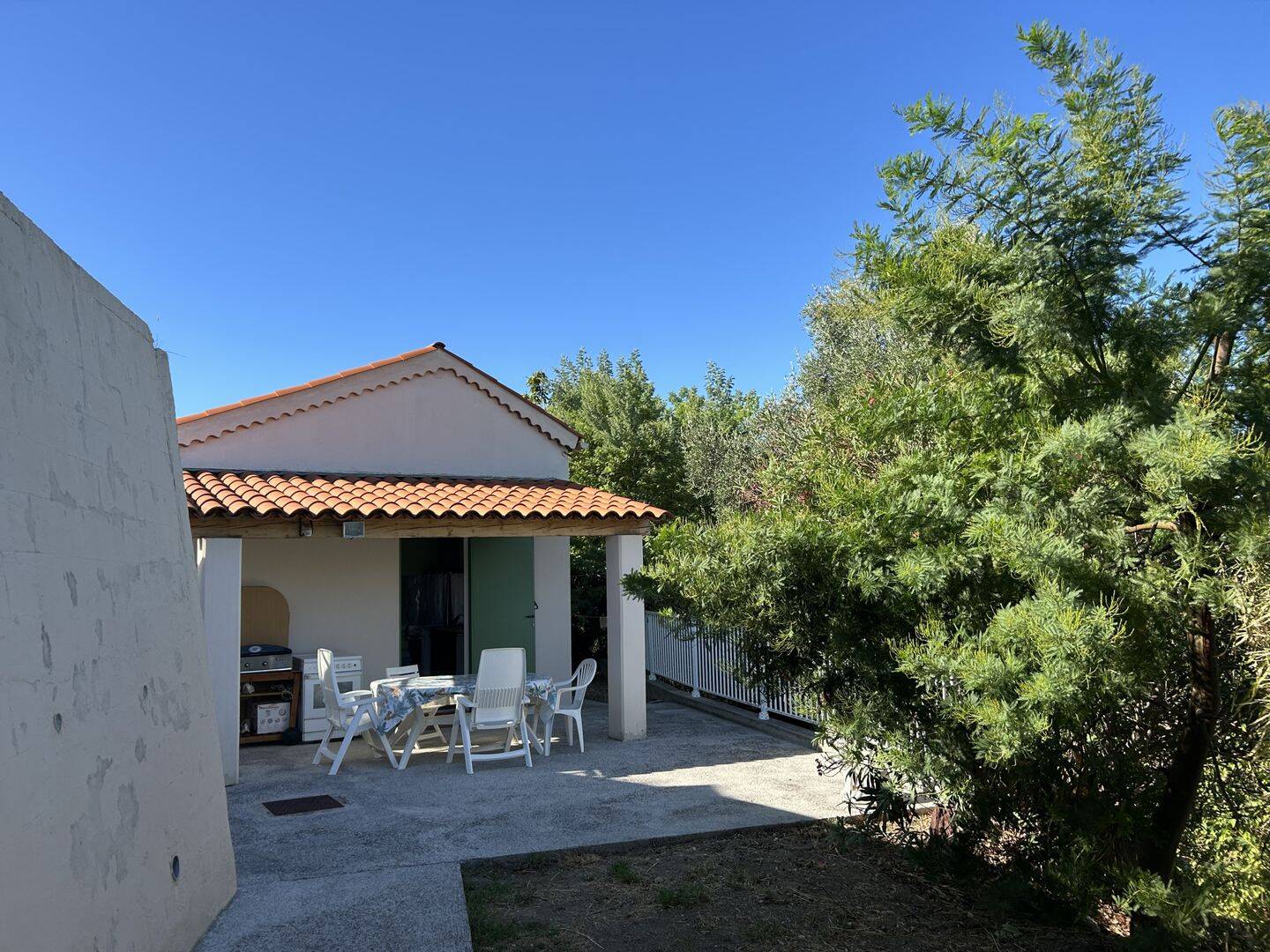 Bail étudiant - Maison 3 pièces meublée - corniche des Oliviers — 1