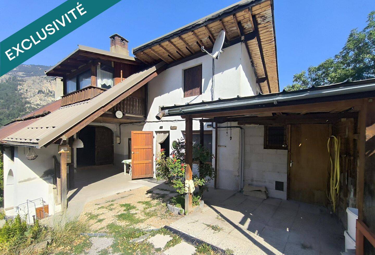 Maison 6 pièces 119 m² · à Saint-Martin-de-Queyrières · 119 m² · 310 000 €