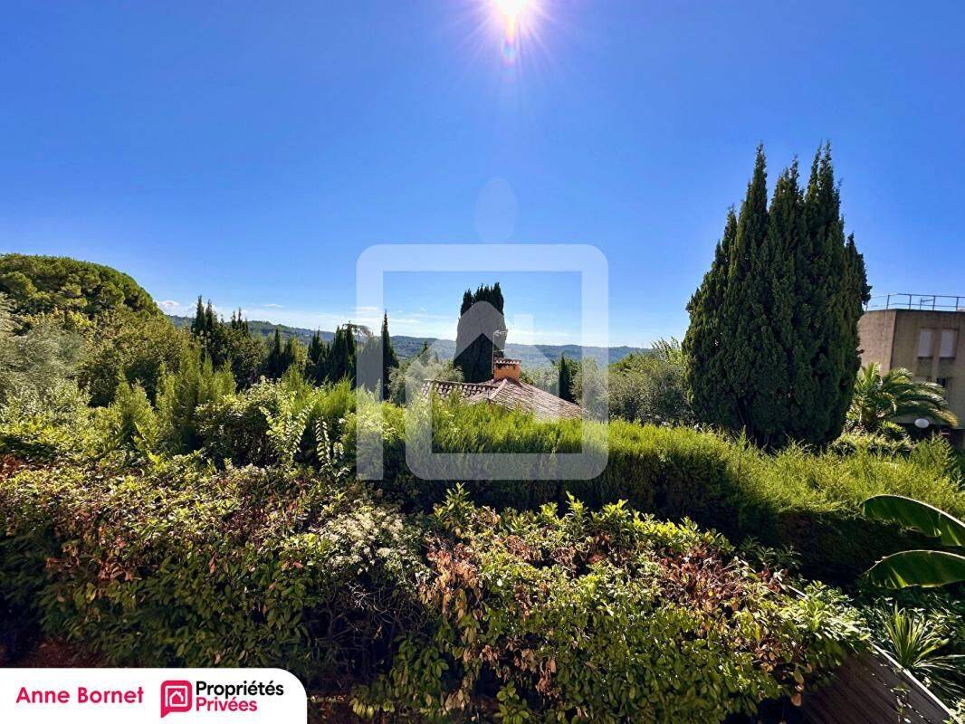 Appartement 3 pièces 64 m² · à Grasse · 63,6 m² · 255 000 €