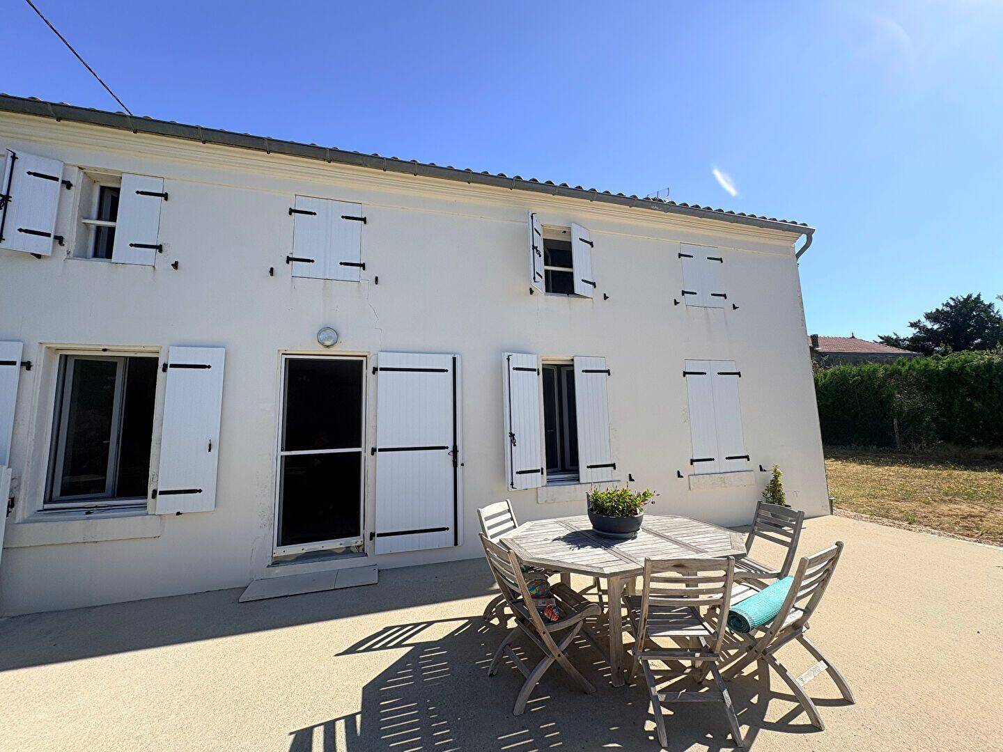 Maison 4 pièces 103 m² · à Tonnay-Charente · 103 m² · 900 €