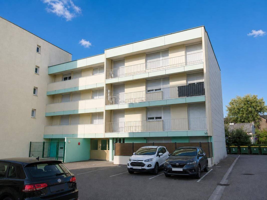 Appartement 5 pièces 92 m² · à Florange · 92 m² · 148 000 €