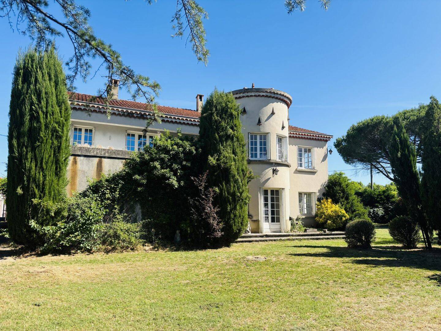 Maison 9 pièces 195 m² · à Romans-sur-Isère · 195 m² · 335 000 €