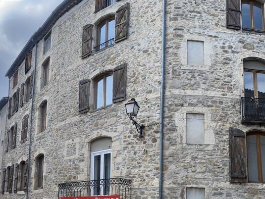 Immeuble à vendre 226 000 € 400 m² Saint-Ambroix 30500