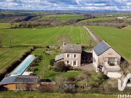 Maison à vendre 389 500 € 8 pièces 5 chambres 250 m² 1 877 m² de terrain Mirandol-Bourgnounac 81190