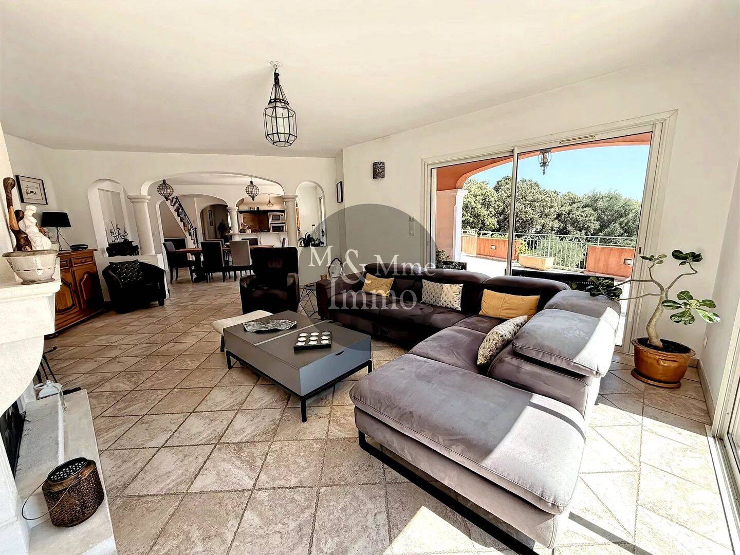 Maison 5 pièces 186 m² · à Bandol · 186 m² · 1 252 000 €