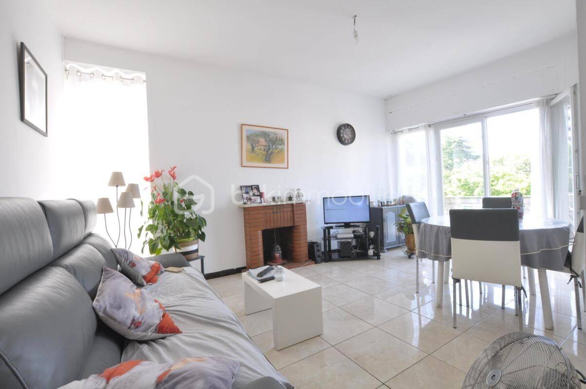 Appartement 3 pièces 64 m² · à Nîmes · 63,5 m² · 160 000 €