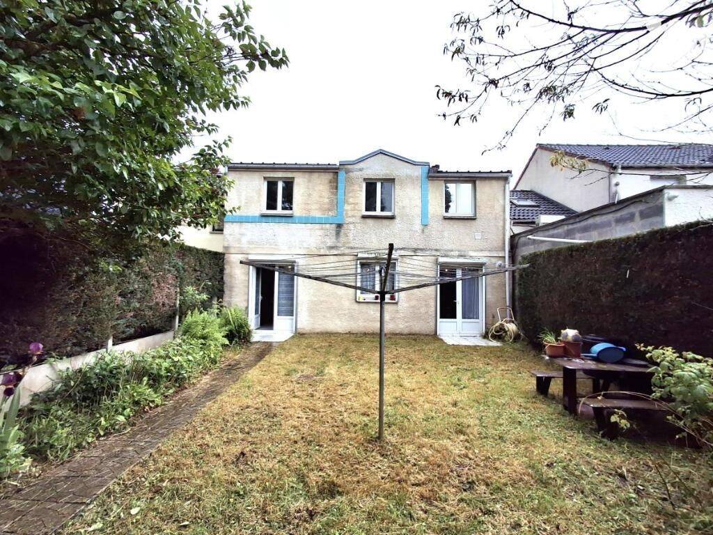 Maison 7 pièces 144 m² · à Lille · 144 m² · 246 000 €
