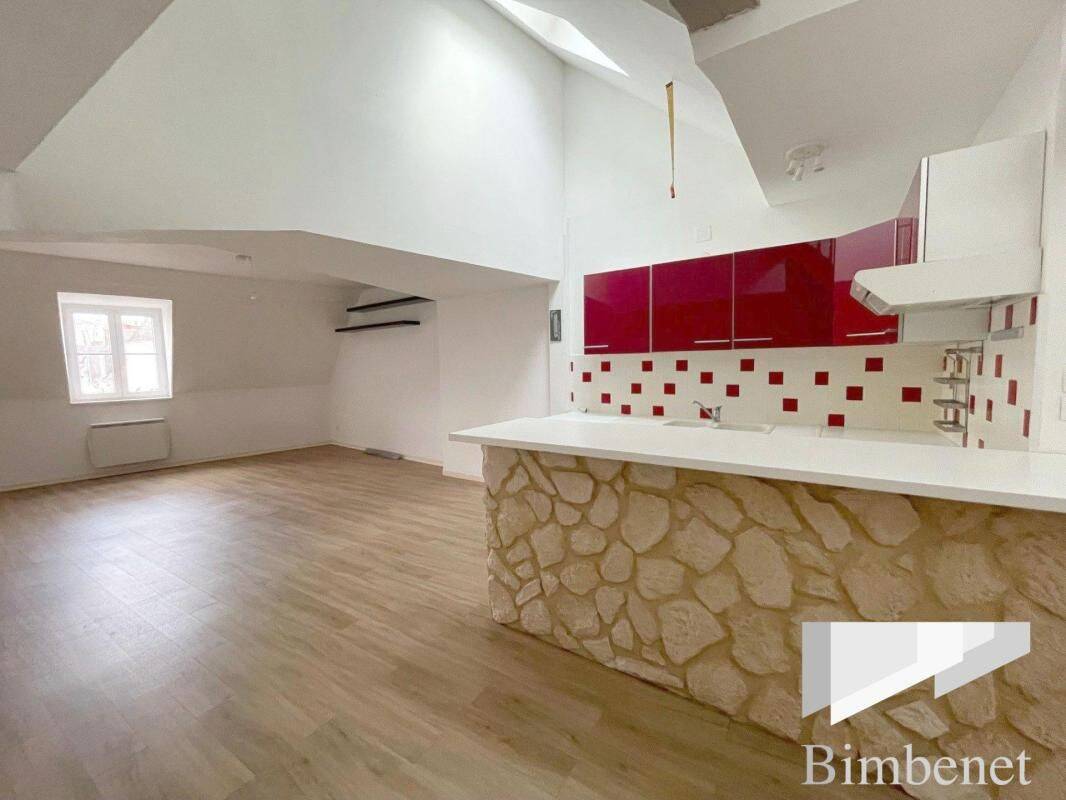 Appartement 3 pièces 70 m² · à Sully-sur-Loire · 70 m² · 105 000 €