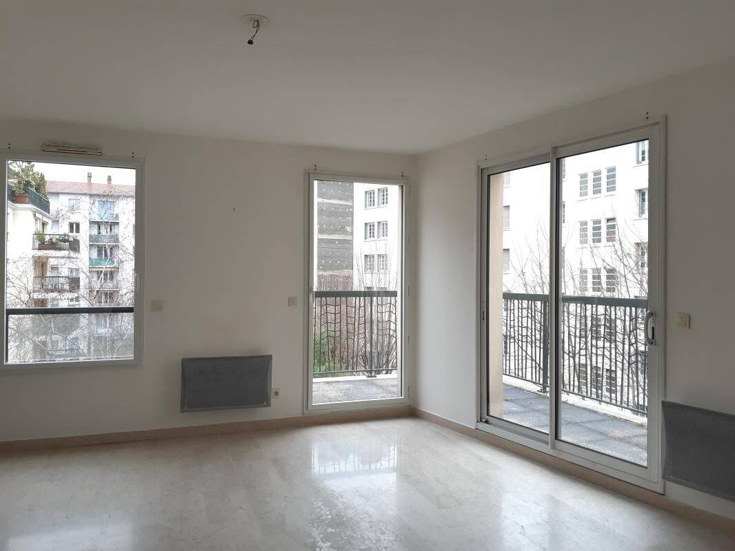 Appartement 2 pièces 57 m² · à Lyon 3ème Arrondissement · 57 m² · 863 €