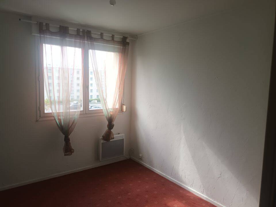 Appartement 1 pièce 9 m² · à Saint-Priest · 9 m² · 500 €/mois