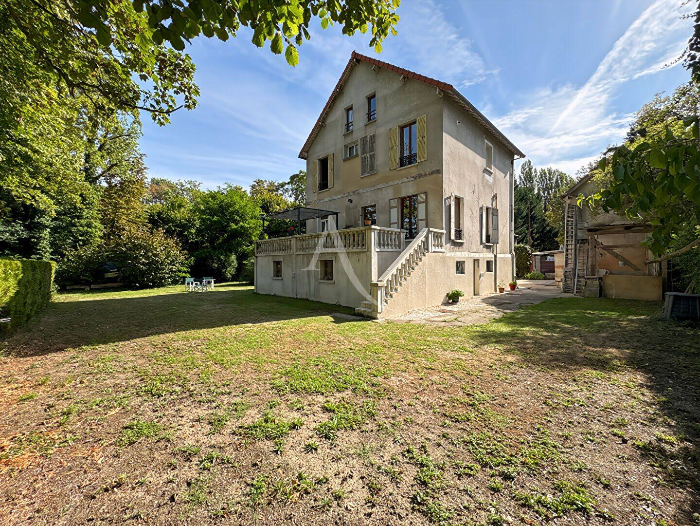 Maison 7 pièces 171 m² · à Jouy-le-Moutier · 171 m² · 509 900 €