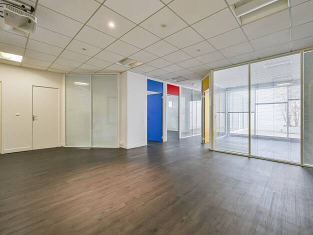 Espace bureau à vendre 1 218 000 € 139 m² de bureaux Mouton Duvernet Paris 14ème 75014