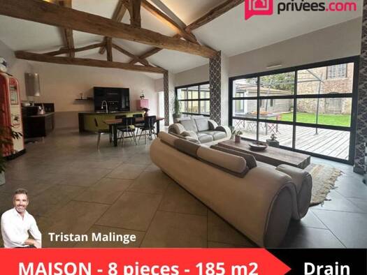 Maison de plain-pied à vendre 398 000 € 8 pièces 4 chambres 185 m² 1 600 m² de terrain Orée d'Anjou 49530
