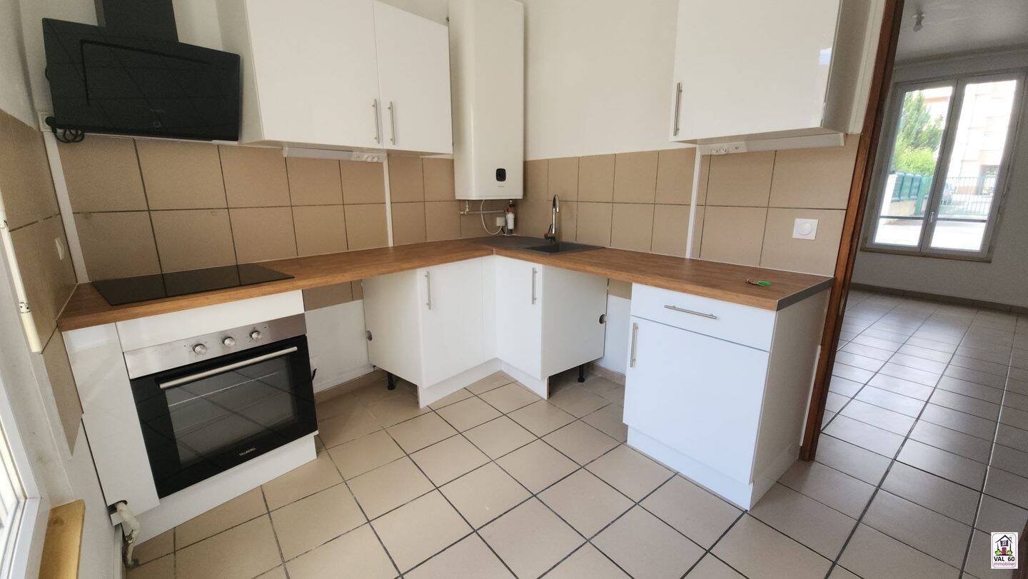 Appartement 3 pièces 50 m² · à Clermont · 50 m² · 780 €/mois