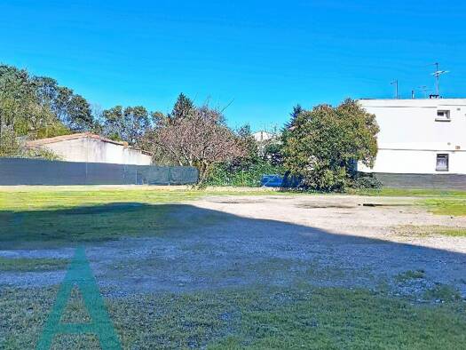 Terrain constructible à vendre 199 000 € 514 m² de terrain Casselardit Toulouse 31300