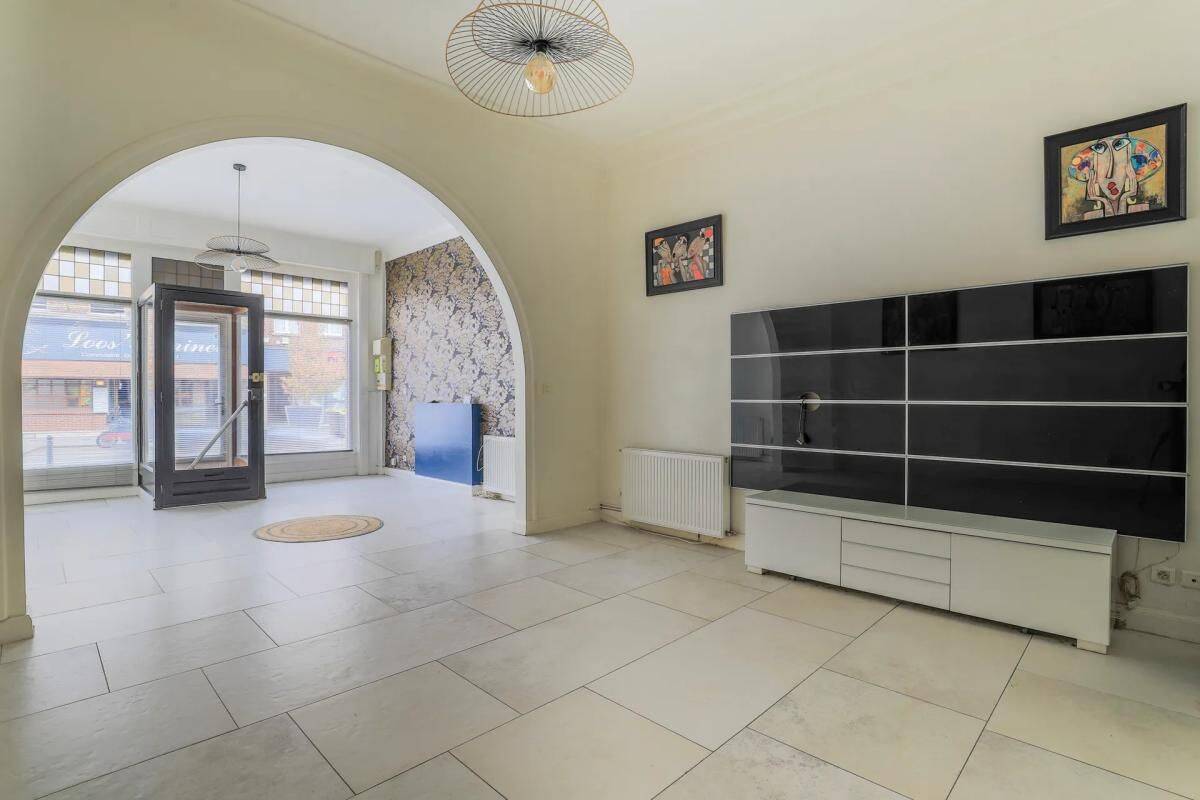 Maison 8 pièces 177 m² · à Loos · 177 m² · 389 000 €