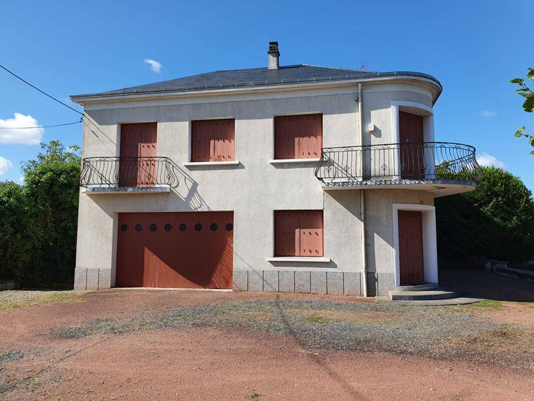 Maison 6 pièces 210 m² · à Châteauroux · 210 m² · 297 000 €