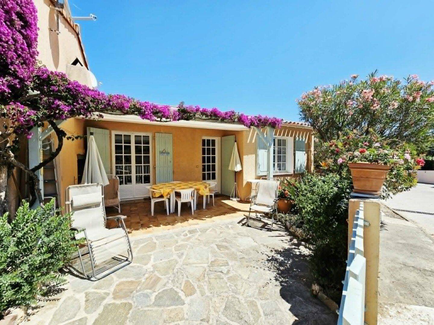 Maison 2 pièces 75 m² · à Cavalaire-sur-Mer · 75 m² · 299 000 €