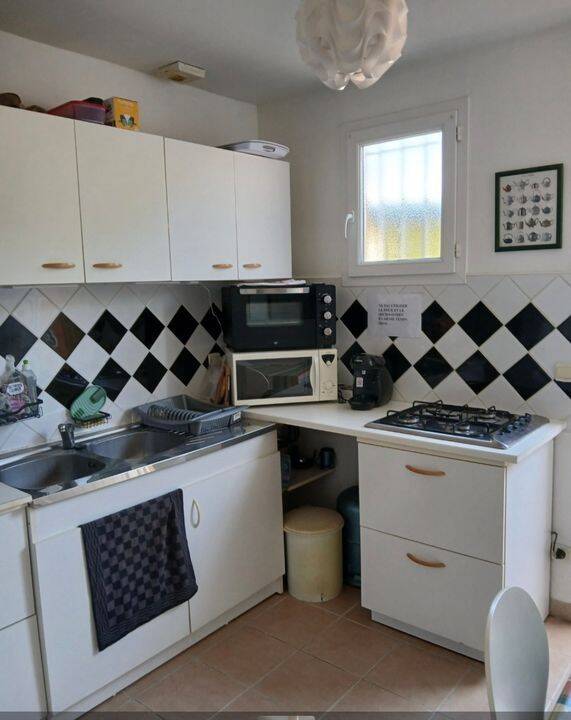 Appartement 2 pièces 28 m² · à Semussac · 28 m² · 550 €