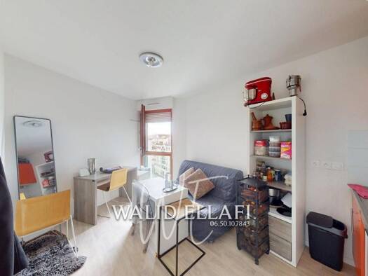 Appartement à vendre 129 000 € 1 pièce 18,7 m² Étage 7/7 Les Boutours Rosny-sous-Bois 93110