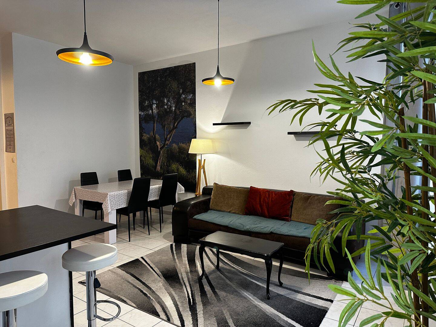 Appartement 2 pièces 53 m² · à Marseille 1er Arrondissement · 53 m² · 1 050 €