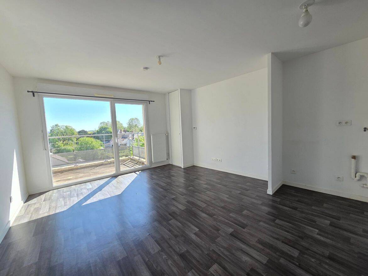 Appartement 1 pièce 30 m² · à Joué-lès-Tours · 29,5 m² · 460 €