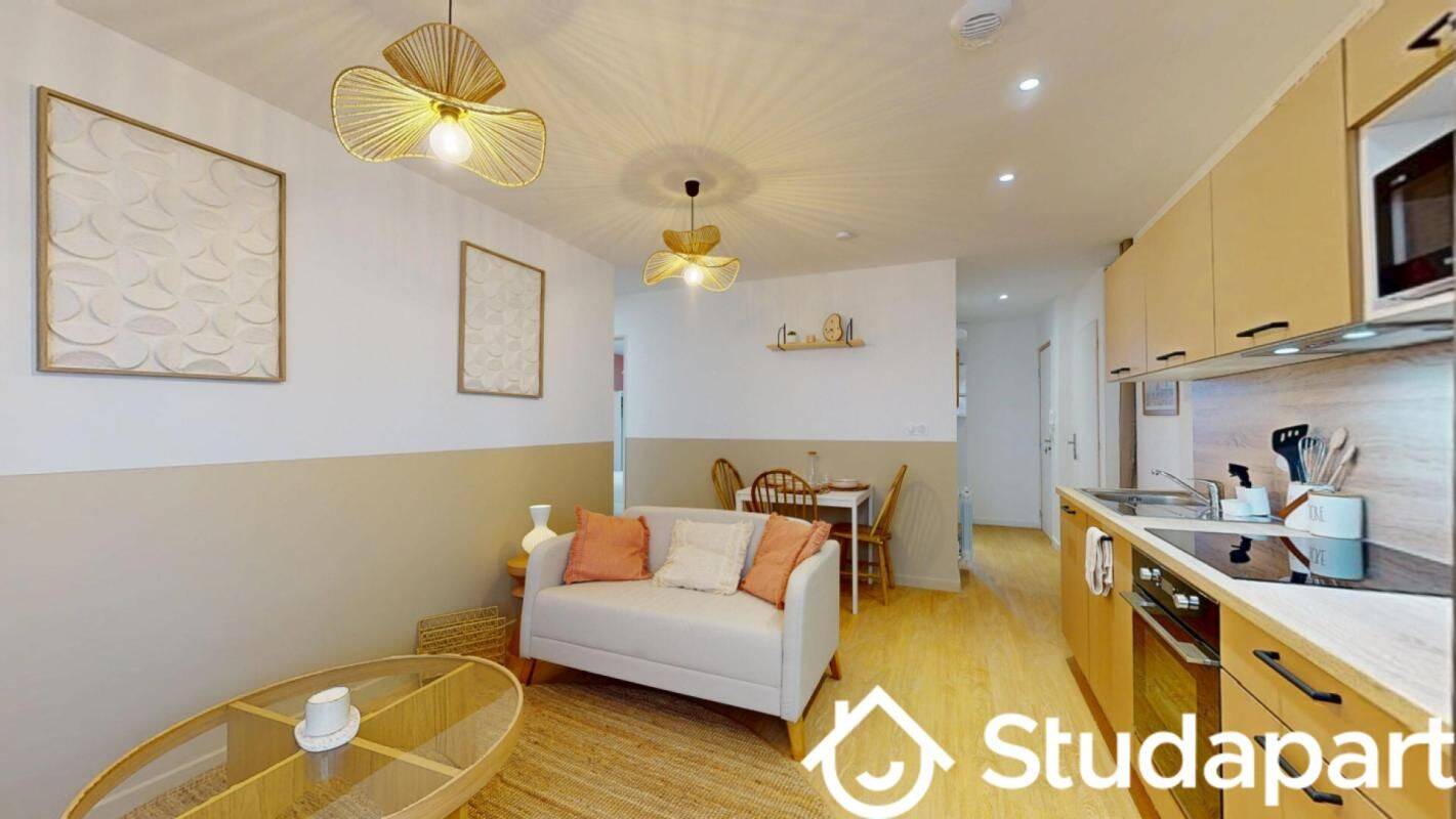 1 pièce 9 m² · à Lorient · 9 m² · 465 €