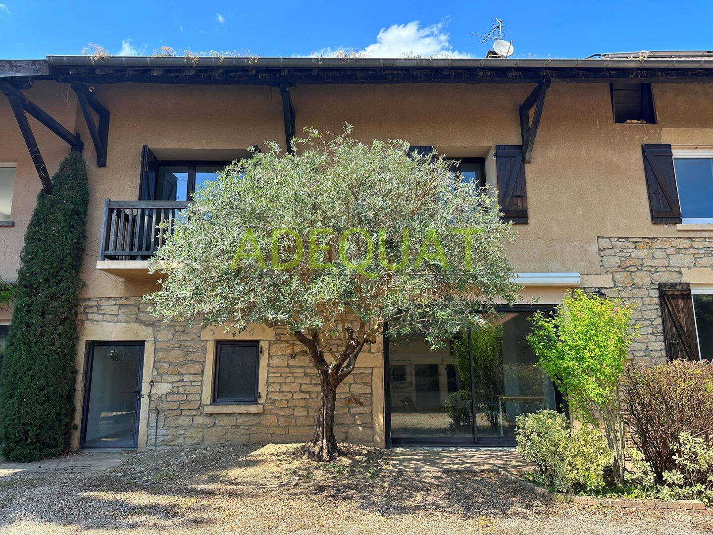 Maison 5 pièces 124 m² · à Bourgoin-Jallieu · 123,5 m² · 199 000 €