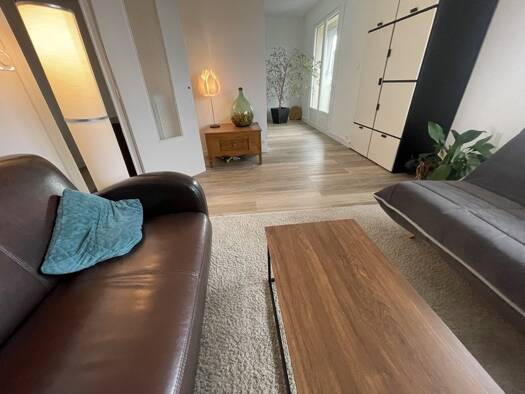 Appartement à vendre 169 000 € 6 pièces 3 chambres 84 m² Étage 2/4 Delessert-Saint Louis-Nantilly Saumur 49400