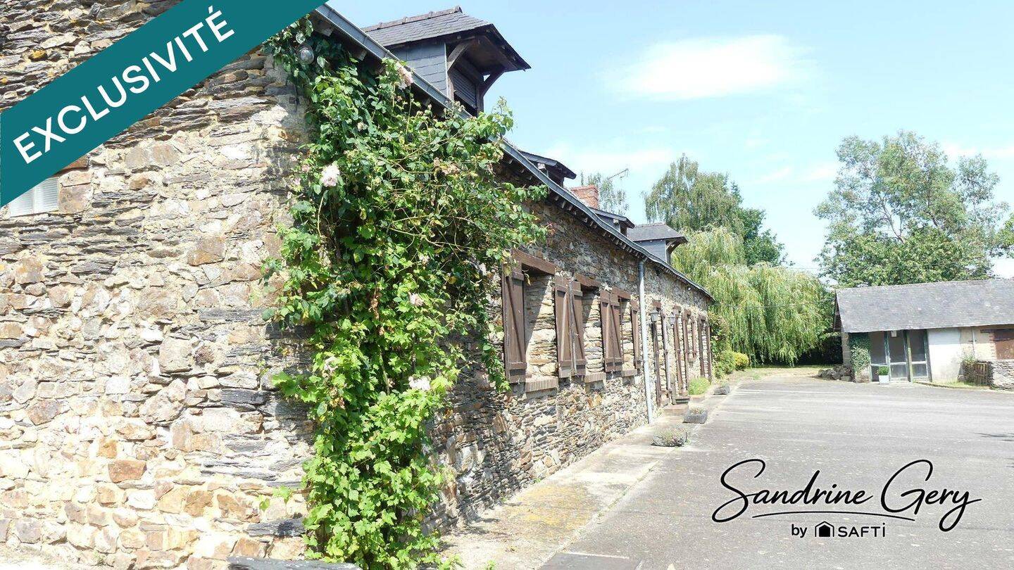Maison 8 pièces 226 m² · à Ombrée d'Anjou · 226 m² · 199 990 €