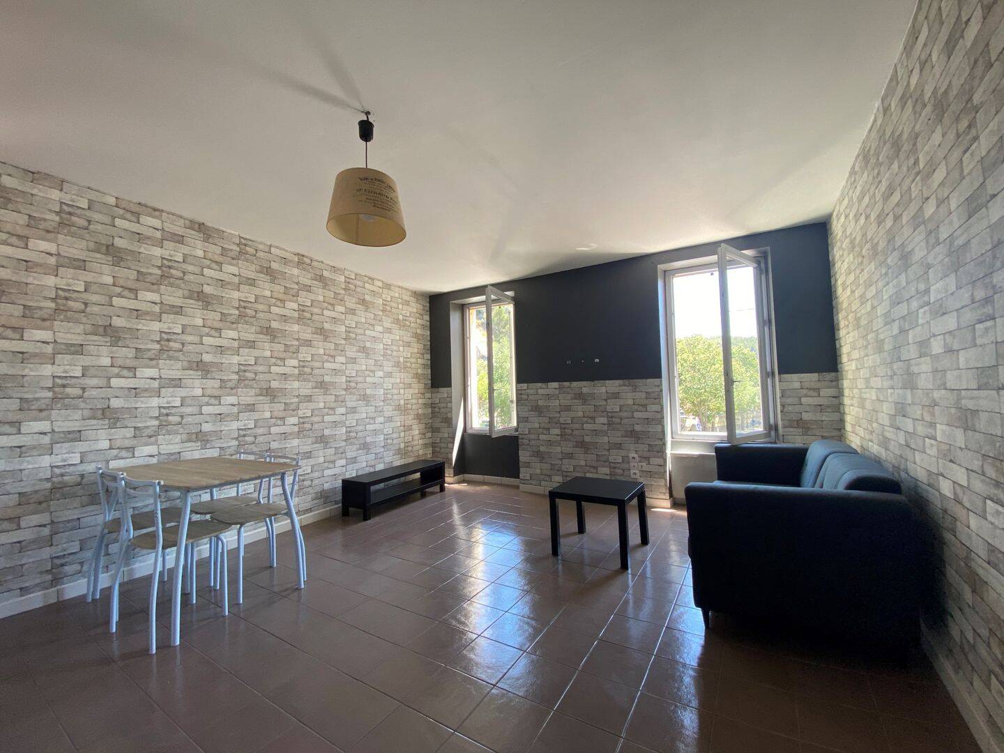 Appartement 2 pièces 32 m² · à Roquevaire · 32,2 m² · 643 €