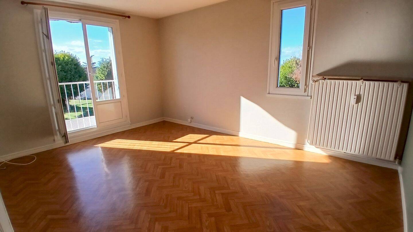 Appartement 3 pièces 65 m² · à Chalon-sur-Saône · 64,8 m² · 80 000 €