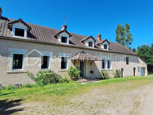 Maison à vendre 139 000 € 7 pièces 3 chambres 145 m² Ceaulmont 36200