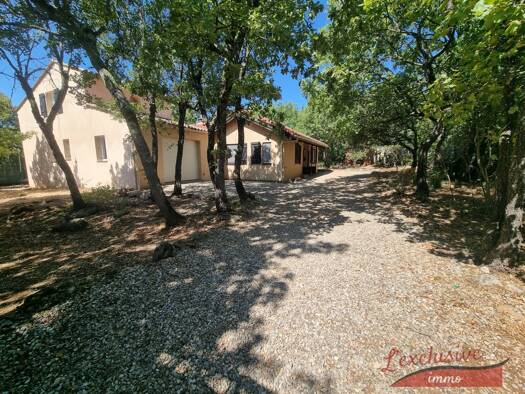 Maison à vendre 279 000 € 4 pièces 3 chambres 94 m² 930 m² de terrain Régusse 83630