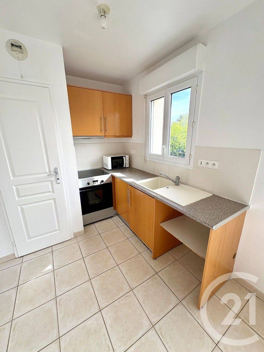Appartement 1 pièce 29 m² · à Châteauneuf-sur-Loire · 29,1 m² · 372 €/mois