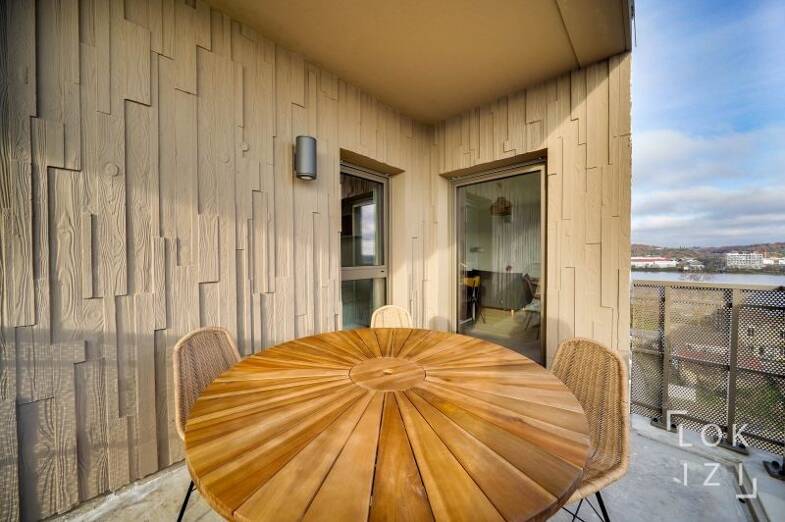 Appartement à louer 1 748 € 5 pièces 4 chambres 95 m² Étage 8/9 Saint Jean-Belcier-Carle Vernet-Albert 1er Bordeaux 33800